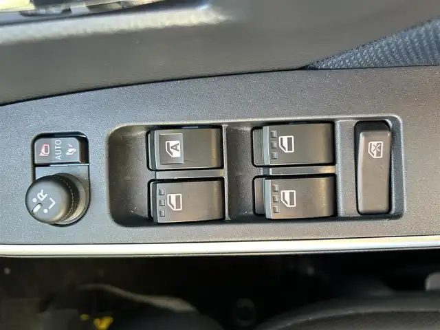 トヨタ ルーミー カスタムG 鹿児島県 2023(令5)年 2.9万km パールホワイトⅢ ワンオーナー/社外ディスプレイオーディオ/　　BT/フルセグ/アラウンドビューモニター/両側パワスラ/レーダークルーズコントロール/LEDヘッドライト/純正14インチアルミホイール/アイドリングストップ/スマートキー/ビルトインETC