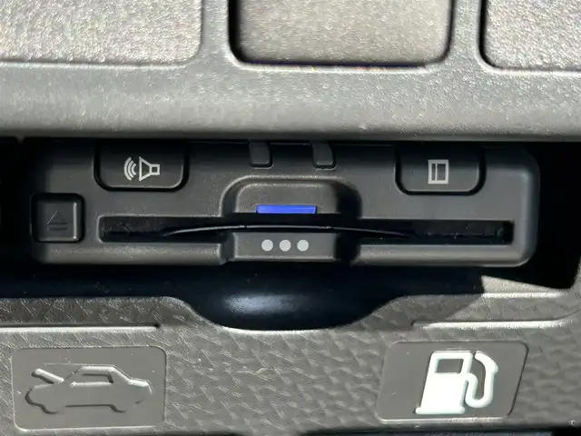 トヨタ ルーミー カスタムG 鹿児島県 2023(令5)年 2.9万km パールホワイトⅢ ワンオーナー/社外ディスプレイオーディオ/　　BT/フルセグ/アラウンドビューモニター/両側パワスラ/レーダークルーズコントロール/LEDヘッドライト/純正14インチアルミホイール/アイドリングストップ/スマートキー/ビルトインETC