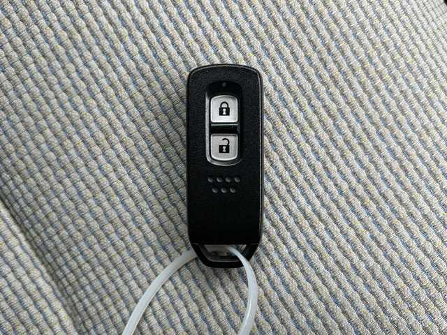 ホンダ Ｎ ＷＧＮ L ホンダセンシング 広島県 2020(令2)年 2.9万km ホライズンシーブルーパール 禁煙車/カラーコード：B629PA/ホンダセンシング/・衝突軽減ブレーキ〈CMBS〉/・誤発進抑制機能/・歩行者事故低減ステアリング/・先行車発進お知らせ機能/・標識認識機能/・路外逸脱抑制機能/・渋滞追従機能付ACC〈アダプティブ・クルーズ・コントロール〉/・LKAS〈車線維持支援システム〉/・後方誤発進抑制機能/・オートハイビーム/パーキングセンサー/純正ナビ（VXM-205Ci）/・CD/SD/USB/Bluetooth/バックカメラ/オートライト/シートヒーター/プラズマクラスターエアコン/電動パーキングブレーキ/ブレーキホールド/電動格納ミラー/スマートキー/プッシュスタート/スペアキー/純正ドアバイザー/純正フロアマット/純正14インチホイール