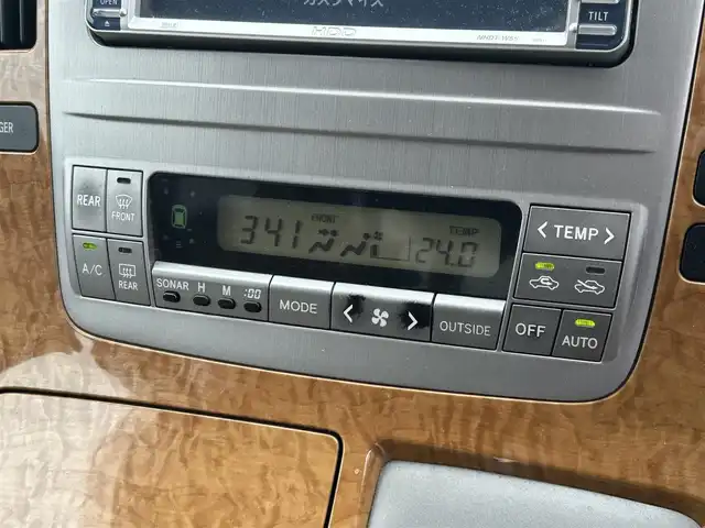 トヨタ アルファード Ｇ AX Lエディション 和歌山県 2005(平17)年 14.7万km 白 純正ナビ/バックカメラ/片側パワースライドドア/コーナーセンサー/ウッドコンビ/ステアリングリモコン/HID/ETC/電動格納ミラー/オートライト/マット/バイザー/シートカバー/純正アルミホイール/キーレス