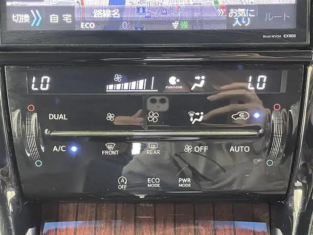 トヨタ ハリアー プレミアム 大分県 2014(平26)年 9.3万km ホワイトパールクリスタルシャイン 社外9型ナビ/（CD/DVD/SD/BT/フルセグ）/社外9型フリップダウンモニター　PCH-RM955/バックカメラ/Toyota　Safety　Sense/・プリクラッシュセーフティ/・レーンディパーチャーアラート/・アダプティブハイビームシステム/・レーダークルーズコントロール/プッシュスタート/スマートキー2本/電動リアゲート/パワーシート/コーナーセンサー/ステアリングリモコン/電動ウィンカーミラー/ステアリングリモコン/フォグランプ