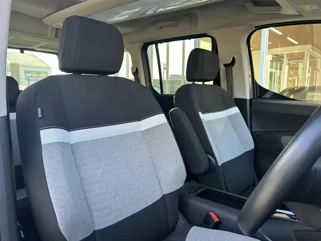 シトロエン シトロエン ベルランゴ シャイン ブルーHDi XTRパック 福岡県 2023(令5)年 1.6万km ガンＭ ワンオーナー/禁煙車/ＡＣＣ/パノラマルーフ/アクティブセーフティブレーキ/ＡＣＣ/ＢＳＭ/ＬＫＡ/純正ディスプレイオーディオ/ＢＴ／ＣａｒＰｌａｙ／ＤＴＶ/バックカメラ/サイドカメラ