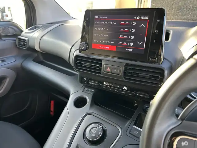 シトロエン シトロエン ベルランゴ シャイン ブルーHDi XTRパック 福岡県 2023(令5)年 1.6万km ガンＭ ワンオーナー/禁煙車/ＡＣＣ/パノラマルーフ/アクティブセーフティブレーキ/ＡＣＣ/ＢＳＭ/ＬＫＡ/純正ディスプレイオーディオ/ＢＴ／ＣａｒＰｌａｙ／ＤＴＶ/バックカメラ/サイドカメラ