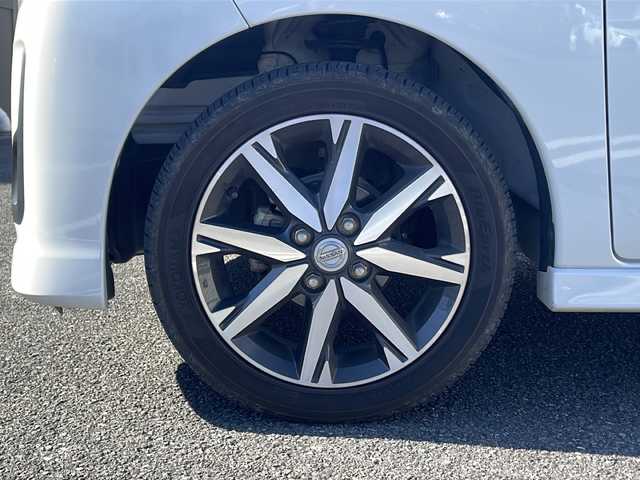 日産 デイズ ルークス HWS X Vセレクション 宮城県 2018(平30)年 3万km ホワイトパール メモリナビ/フルセグテレビ/アラウンドビューモニター/プッシュスタート/両側パワースライドドア/ETC/ドライブレコーダー