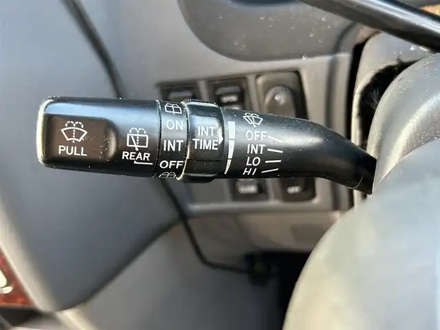 トヨタ グランビア G クルージングセレクション 岡山県 1998(平10)年 16.4万km ホワイトパールマイカ/ライトグレイッシュローズMP 登録時走行距離163982km/社外後席モニター/サンルーフ/社外SDナビ/(AM/FM/BT/TV/DISC)/バックカメラ/ETC/電動格納ミラー/リモコンキー/社外16インチアルミホイール/キセノンヘッドライト/パワーステアリング/パワーウィンドウ