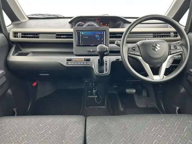 スズキ ワゴンＲ HYBRID FX－S 熊本県 2022(令4)年 1.5万km アーバンブラウンパールメタリック 純正ディスプレイオーディオ/・Blootooth/CD/DVD/AM/FM/USB/ipod/AUX//AV/スズキセーフティセンス/・アダプティブクルーズコントロール/・デュアルカメラブレーキサポート/・後退時ブレーキサポート/・車線逸脱警報/・ふらつき警報/・車線維持支援/・ハイビームアシスト/衝突軽減装置/バックカメラ/コーナーセンサー/スマートキー/D席シートヒーター/ドライブレコーダー/ステアリングスイッチ/純正ドアバイザー/助手席シートアンダーボックス/ヘッドライトレベライザー/電格ミラー/アイドリングストップ/ビルトインＥＴＣ/プッシュスタート