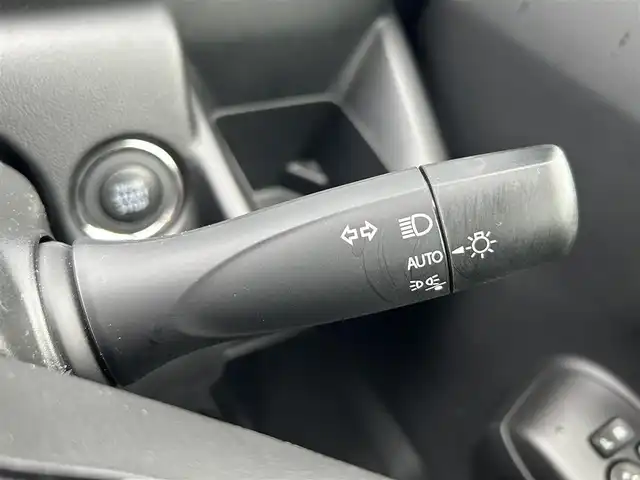 スズキ ワゴンＲ HYBRID FX－S 熊本県 2022(令4)年 1.5万km アーバンブラウンパールメタリック 純正ディスプレイオーディオ/・Blootooth/CD/DVD/AM/FM/USB/ipod/AUX//AV/スズキセーフティセンス/・アダプティブクルーズコントロール/・デュアルカメラブレーキサポート/・後退時ブレーキサポート/・車線逸脱警報/・ふらつき警報/・車線維持支援/・ハイビームアシスト/衝突軽減装置/バックカメラ/コーナーセンサー/スマートキー/D席シートヒーター/ドライブレコーダー/ステアリングスイッチ/純正ドアバイザー/助手席シートアンダーボックス/ヘッドライトレベライザー/電格ミラー/アイドリングストップ/ビルトインＥＴＣ/プッシュスタート