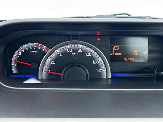 スズキ ワゴンＲ HYBRID FX－S 熊本県 2022(令4)年 1.5万km アーバンブラウンパールメタリック 純正ディスプレイオーディオ/・Blootooth/CD/DVD/AM/FM/USB/ipod/AUX//AV/スズキセーフティセンス/・アダプティブクルーズコントロール/・デュアルカメラブレーキサポート/・後退時ブレーキサポート/・車線逸脱警報/・ふらつき警報/・車線維持支援/・ハイビームアシスト/衝突軽減装置/バックカメラ/コーナーセンサー/スマートキー/D席シートヒーター/ドライブレコーダー/ステアリングスイッチ/純正ドアバイザー/助手席シートアンダーボックス/ヘッドライトレベライザー/電格ミラー/アイドリングストップ/ビルトインＥＴＣ/プッシュスタート