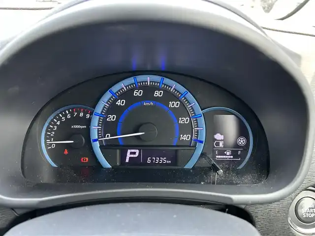 スズキ ワゴンＲ スティングレー X 岡山県 2015(平27)年 6.8万km スチールシルバーM 純正オーディオ/ウィンカーミラー/助手席シートヒーター/純正エアロパーツ/アイドリングストップ/ワンオーナー/スマートキー/スペアキー/エンジンスタートボタン/純正フロアマット/ＡＵＸ接続可能/ダブルエアバック