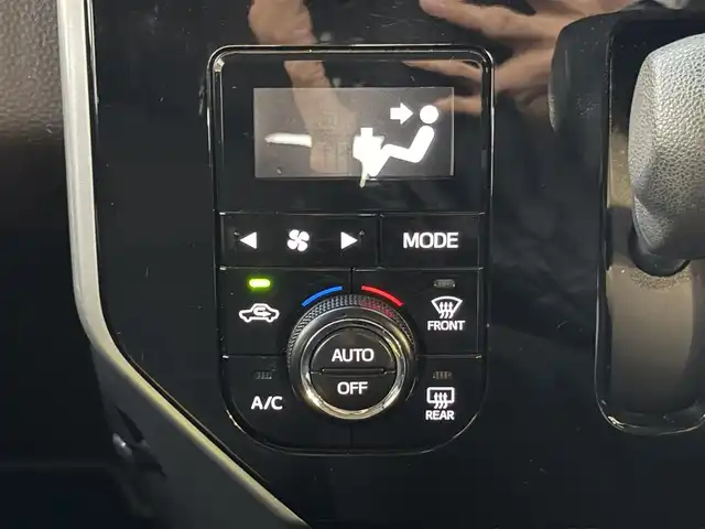 トヨタ ルーミー G コージーエディション 兵庫県 2019(平31)年 4万km ブライトシルバーM ワンオーナー/社外14インチアルミ/純正ナビ　7インチNSCN-W68/（CD/BT/SD）/フルセグTV/バックカメラ/ETC/両側パワースライドドア/衝突軽減ブレーキ/クルーズコントロール/前後コーナーセンサー/HIDヘッドライト/オートライト/オートハイビーム/スマートキー/電動格納ミラー/純正フロアマット/純正ドアバイザー/取扱説明書・保証書