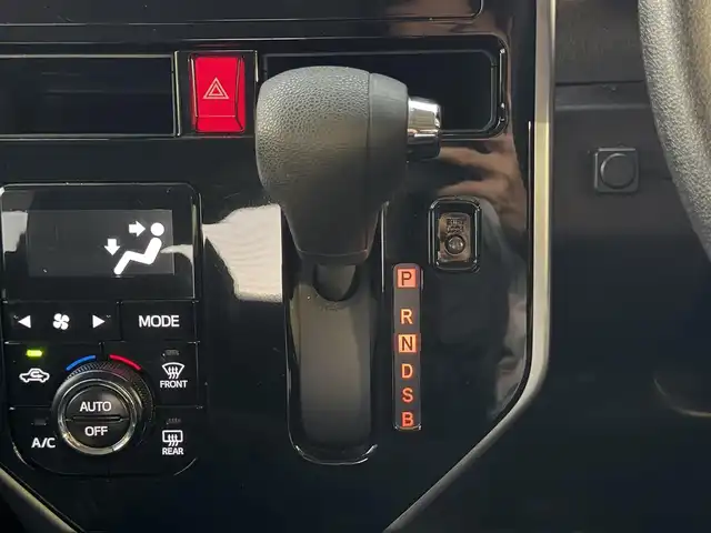 トヨタ ルーミー G コージーエディション 兵庫県 2019(平31)年 4万km ブライトシルバーM ワンオーナー/社外14インチアルミ/純正ナビ　7インチNSCN-W68/（CD/BT/SD）/フルセグTV/バックカメラ/ETC/両側パワースライドドア/衝突軽減ブレーキ/クルーズコントロール/前後コーナーセンサー/HIDヘッドライト/オートライト/オートハイビーム/スマートキー/電動格納ミラー/純正フロアマット/純正ドアバイザー/取扱説明書・保証書