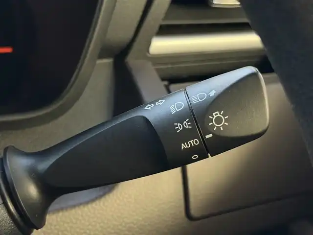 トヨタ ルーミー G コージーエディション 兵庫県 2019(平31)年 4万km ブライトシルバーM ワンオーナー/社外14インチアルミ/純正ナビ　7インチNSCN-W68/（CD/BT/SD）/フルセグTV/バックカメラ/ETC/両側パワースライドドア/衝突軽減ブレーキ/クルーズコントロール/前後コーナーセンサー/HIDヘッドライト/オートライト/オートハイビーム/スマートキー/電動格納ミラー/純正フロアマット/純正ドアバイザー/取扱説明書・保証書