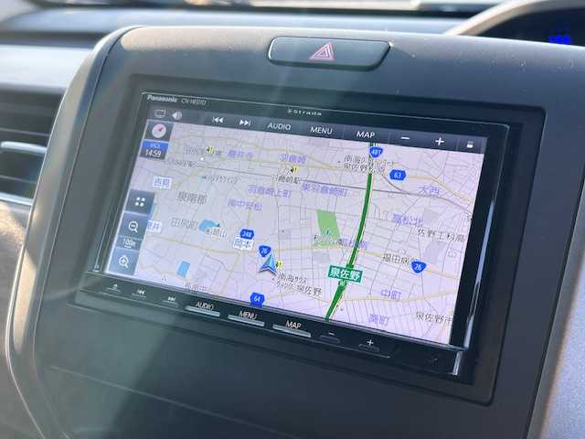 ホンダ フリード ハイブリット G 大阪府 2022(令4)年 3.2万km プラチナホワイトパール ナビ　/フルセグ　/Ｂｌｕｅｔｏｏｔｈ　/バックカメラ　/両側パワースライドドア　/シートヒーター　/レーダークルーズコントロール　/ＬＥＤヘッドライト　/スマートキー　/ＥＴＣ　/フロアーマット　/バイザー/パーキングセンサー