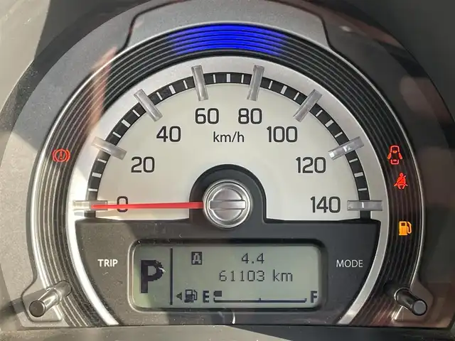 スズキ ハスラー Jスタイル Ⅱ 滋賀県 2016(平28)年 6.2万km アクティブイエロー/ブラック2トーンルーフ ナビ/CD/DVD/Bluetooth/フルセグTV/ハーフレザーシート/シートヒーター/衝突軽減ブレーキ/バックカメラ/ETC/プッシュスタート/スマートキー/フロアマット/純正アルミホイール/オートライト