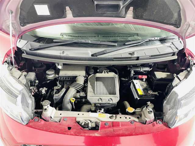 トヨタ タンク カスタムG－T 福岡県 2017(平29)年 6.4万km ブラックマイカ/マゼンダベリーメタリック ターボ/純正メモリナビ（NSZT-W66T）/CD/DVD/フルセグ/バックカメラ/両側パワースライドドア/スマートアシストII/・衝突警報機能/・衝突回避支援ブレーキ機能/・車線逸脱警報機能/・誤発進抑制機能（前後）/・先行車発進お知らせ機能/LEDオートヘッドライト/クルーズコントロール/アイドリングストップ/純正１５インチアルミホイール/革巻きステアリング/シートヒーター/純正フロアマット/プッシュスタート/スマートキー×2/ビルトインＥＴＣ２．０