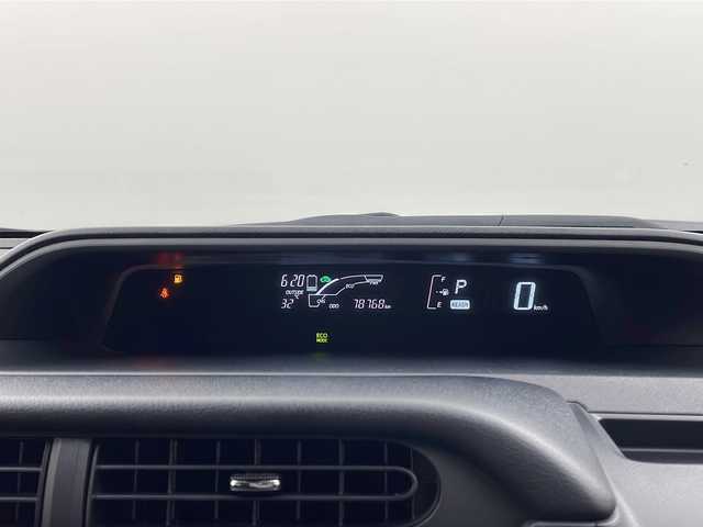 トヨタ アクア S スタイルブラック 栃木県 2016(平28)年 7.9万km ライムホワイトパールクリスタルシャイン 純正ナビ(NSZT-W66T)/・フルセグTV/CD/DVD/Bluetooth/AM/FM/ToyotaSafetySenseC/・プリクラッシュセイフティ/・レーンディパーチャーアラート/・オートマチックハイビーム/バックカメラ/ETC/横滑り防止装置/先行車両発進アラート/純正ドライブレコーダー/電格ウィンカーミラー/純正フロアマット/スマートキー/プッシュスタート/保証書/取扱説明書