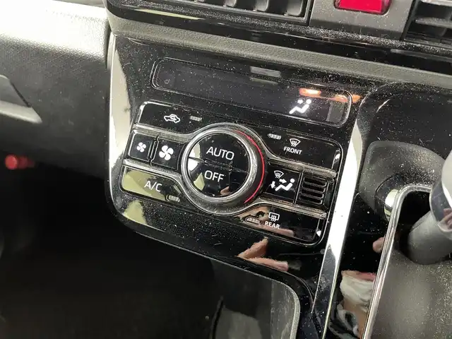 ダイハツ タント カスタム X セレクション 福井県 2020(令2)年 6.6万km シャイニングホワイトパール 純正ナビ/フルセグ/Bluetooth/両側パワースライドドア/バックカメラ/ドライブレコーダー/シートヒーター/ETC/横滑り防止/衝突軽減システム/LEDヘッドライト/フォグランプ/ドアバイザー