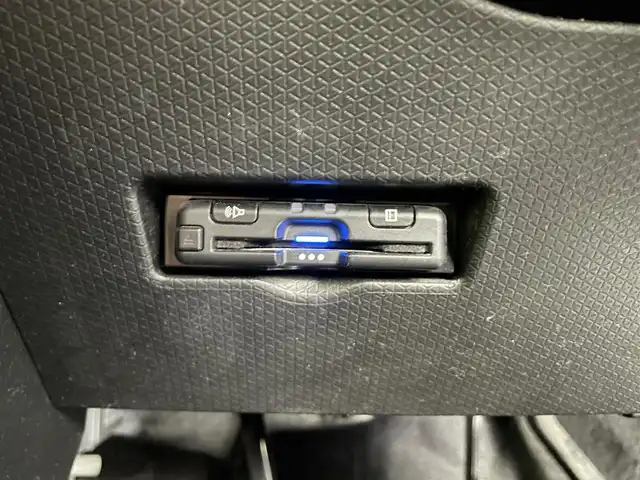 ダイハツ タント カスタム X セレクション 福井県 2020(令2)年 6.6万km シャイニングホワイトパール 純正ナビ/フルセグ/Bluetooth/両側パワースライドドア/バックカメラ/ドライブレコーダー/シートヒーター/ETC/横滑り防止/衝突軽減システム/LEDヘッドライト/フォグランプ/ドアバイザー