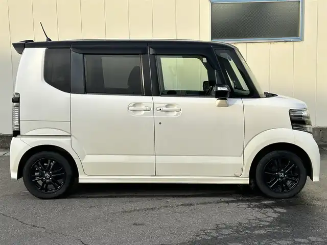 ホンダ Ｎ ＢＯＸ 2トーン カスタム G Aパッケージ 福島県 2014(平26)年 12.1万km プレミアムホワイトパール (株)IDOMが運営する【じしゃロン福島店】の自社ローン専用車両になります。こちらは現金またはオートローンご利用時の価格です。自社ローンご希望の方は別途その旨お申付け下さい/社外ナビ/フルセグTV/ドアバイザー/ステアリングリモコン/革巻きステアリング/オートライト/片側パワースライドドア/プッシュスタート