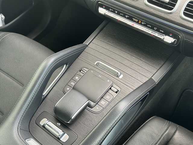 メルセデス・ベンツ ＧＬＥ４５０ 4MATIC スポーツ 神奈川県 2021(令3)年 2.6万km ブリリアントブルーM 純正ナビ（AM/FM/USB/BT/フルセグTV)/全方位カメラ/前後ドライブレコーダー/レーダークルーズコントロール/パドルシフト/エアサスペンション/Burmesterスピーカー/置くだけ充電/ヘッドアップディスプレイ/前後コーナーセンサー/アクティブブレーキアシスト/アクティブレーンキーピングアシスト/ブラインドスポットアシスト/道路標識アシスト/電動パーキングブレーキ/電動リアゲート/前席メモリシート/前席エアシート/前席/２列目シートヒーター/前席/２列目パワーシート/純正アルミホイール/純正フロアマット/ISOFIX/スペアキー×１/保証書/取扱説明書