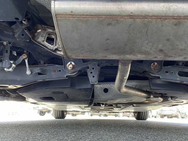 トヨタ プリウス S 山口県 2016(平28)年 5.8万km シルバーM 社外メモリナビ【MDV-Z702W】/DVD再生機能有/フルセグテレビ/Bluetooth/USB接続端子/バックカメラ/ETC/スマートキー/スペアキー有/プッシュスタート/純正フロアマット/LEDヘッドライト/オートライト/ドライブモードスイッチ/EVドライブモードスイッチ/マルチインフォメーションディスプレイ/盗難防止装置/横滑り防止装置/取扱説明書/保証書