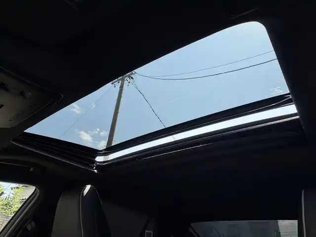 トヨタ クラウン ハイブリッド RS アドバンス 三重県 2018(平30)年 6.2万km プレシャスブラックパール ♪走行61448km/♪サンルーフ/モデリスタエアロキット/・フロントウイングスポイラー/・サイドスカート/・リヤスタイリングキット/モデリスタクールシャインキット/・フォグベゼルガーニッシュ(メッキ)/・ミラーガーニッシュ(メッキ)/・フェンダーガーニッシュ(メッキ)/モデリスタ19インチAW/車高調(BLITZ)/純正サス 有/トヨタセーフティセンス/・PCS/LTA/RSA/・オートマチックハイビーム/・レーダークルーズコントロール/・先行車発進告知/RCTA/PKSB/BSM/HUD/オートブレーキホールド/黒革シート/前席パワーシート (D席メモリ付)/前席シートヒーター/エアシート/ステアリングヒーター/スマートキー×2/プッシュスタート/純正ナビ/・AUX・USB・CD録音・SD/・DVD/BD再生・フルセグ/・BTオーディオ/・バックカメラ/AC100V/LEDヘッドライト/LEDフォグライト/オートライト/オートワイパー/ウィンカーミラー/オートリトラ/革巻ステアリング/ステアリングスイッチ/パドルシフト/スモークフィルム/フロアマット/ドアバイザー/サイド/カーテン/ニーエアバック