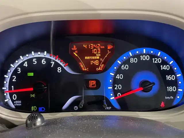 日産 キューブ 15X Vセレクション 愛知県 2017(平29)年 4.2万km スーパーブラック 純正メモリナビ（MM316D-W)/・AM/FM/CD/DVD/Bluetooth/・フルセグテレビ/バックカメラ/ドライブレコーダー/ETC/プッシュスタートボタン/スマートキー/スペアキー/オートエアコン/オートライト/ドアバイザー/保証書/取扱説明書