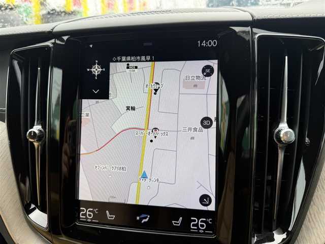 ボルボ ＸＣ６０ D4 AWD インスクリプション 千葉県 2019(平31)年 7.3万km パール 純正HDDナビ/フルセグ/衝突軽減ブレーキ/レーダークルーズコントロール/ブラインドスポットモニター/レーンキープ/自動駐車/ヘッドアップディスプレイ/前後ドラレコ/ハーマンカードン/レザーシート/全席シートヒーター/前席エアシート/前席パワーシート/前席シートメモリ/パワーバックドア/ルーフレール