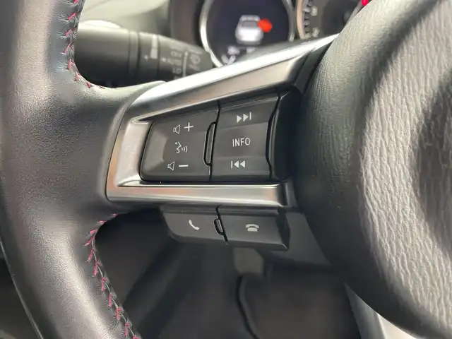 マツダ ロードスター RS 鹿児島県 2019(平31)年 3.3万km ソウルレッドクリスタルM 純正SDナビ/（AM/FM/CD/DVD/Bluetooth/フルセグテレビ）/BOSEサウンドシステム/クルーズコントロール/アダプティブLEDヘッドライト/車線逸脱警報/衝突被害軽減ブレーキ/ETC/シートヒーター/ドライブレコーダー/ステアリングリモコン/純正フロアマット/純正AW16インチ/リアコーナーセンサー/スマートキー/禁煙車