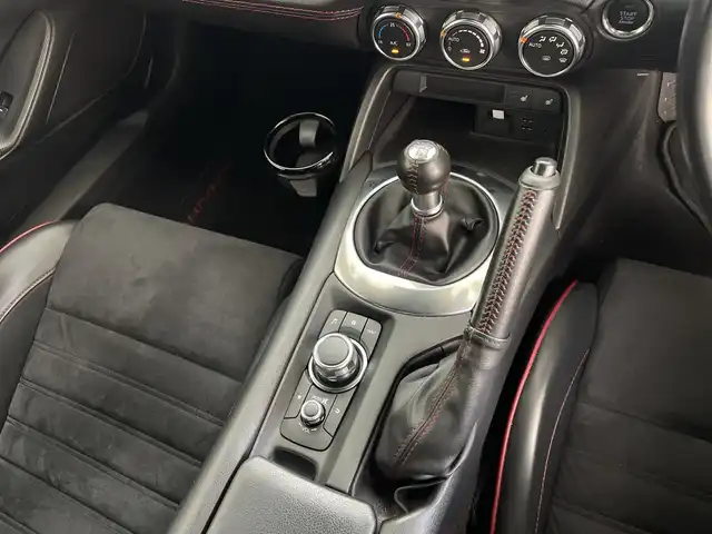 マツダ ロードスター RS 鹿児島県 2019(平31)年 3.3万km ソウルレッドクリスタルM 純正SDナビ/（AM/FM/CD/DVD/Bluetooth/フルセグテレビ）/BOSEサウンドシステム/クルーズコントロール/アダプティブLEDヘッドライト/車線逸脱警報/衝突被害軽減ブレーキ/ETC/シートヒーター/ドライブレコーダー/ステアリングリモコン/純正フロアマット/純正AW16インチ/リアコーナーセンサー/スマートキー/禁煙車