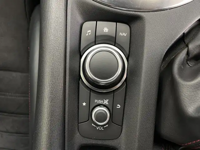 マツダ ロードスター RS 鹿児島県 2019(平31)年 3.3万km ソウルレッドクリスタルM 純正SDナビ/（AM/FM/CD/DVD/Bluetooth/フルセグテレビ）/BOSEサウンドシステム/クルーズコントロール/アダプティブLEDヘッドライト/車線逸脱警報/衝突被害軽減ブレーキ/ETC/シートヒーター/ドライブレコーダー/ステアリングリモコン/純正フロアマット/純正AW16インチ/リアコーナーセンサー/スマートキー/禁煙車