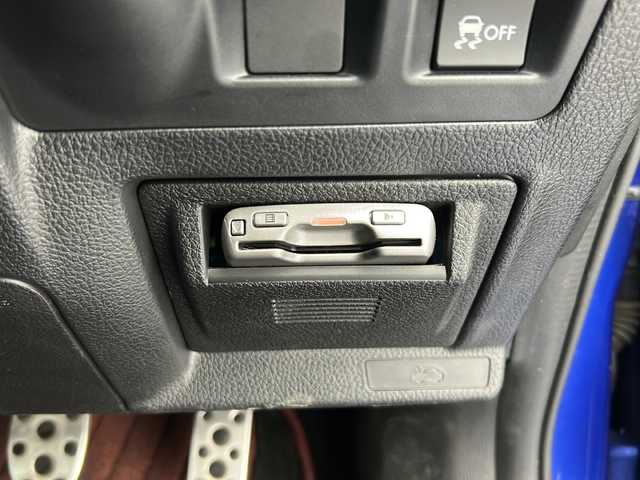スバル ＷＲＸ ＳＴＩ STI 宮城県 2014(平26)年 10.9万km WRブルーパール ４ＷＤ　/IC付ターボ /リア/サイドエアロ /バックカメラ　/ナビ（ＣＤ／ＤＶＤ／ＢＴ／フルセグＴＶ）　/オートライト　/横滑り防止装置　/ＥＴＣ　/ハーフレザーシート /プッシュスタート /スマートキー /ドラレコ/社外アルミホイール