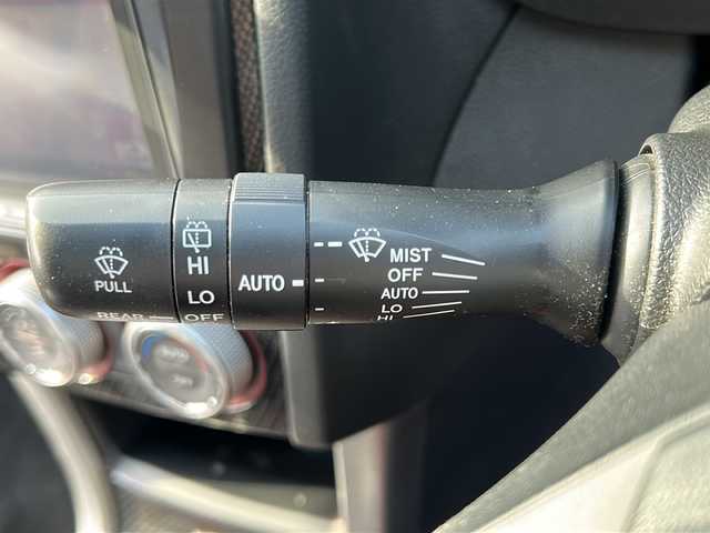 スバル ＷＲＸ ＳＴＩ STI 石川県 2014(平26)年 10.9万km WRブルーパール ４ＷＤ　/IC付ターボ /リア/サイドエアロ /バックカメラ　/ナビ（ＣＤ／ＤＶＤ／ＢＴ／フルセグＴＶ）　/オートライト　/横滑り防止装置　/ＥＴＣ　/ハーフレザーシート /プッシュスタート /スマートキー /ドラレコ/社外18インチアルミホイール
