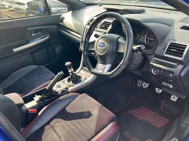 スバル ＷＲＸ ＳＴＩ STI 石川県 2014(平26)年 10.9万km WRブルーパール ４ＷＤ　/IC付ターボ /リア/サイドエアロ /バックカメラ　/ナビ（ＣＤ／ＤＶＤ／ＢＴ／フルセグＴＶ）　/オートライト　/横滑り防止装置　/ＥＴＣ　/ハーフレザーシート /プッシュスタート /スマートキー /ドラレコ/社外18インチアルミホイール