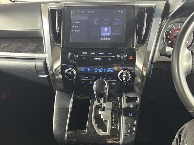 トヨタ アルファード S 沖縄県 2020(令2)年 1万km ブラック 純正ナビ(AM/FM/Bluetooth/交通情報/フルセグTV/TV)/両側パワースライドドア/TRDエアロ(フロント、サイド、リア)/8人乗り/バックカメラ/アダプティブクルーズコントロール/レーントレーシングアシスト/コーナーセンサ/衝突軽減/ロードサインアシスト/ETC/前後ドラレコ/オートホールド