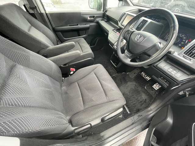 ホンダ ステップワゴン スパーダ Z HDDナビED 静岡県 2012(平24)年 11.9万km ポリッシュドメタルメタリック 純正HDDナビ/ワンセグ/バックカメラ/両側パワースライドドア/ETC/純正フロアマット/HID/オートライト