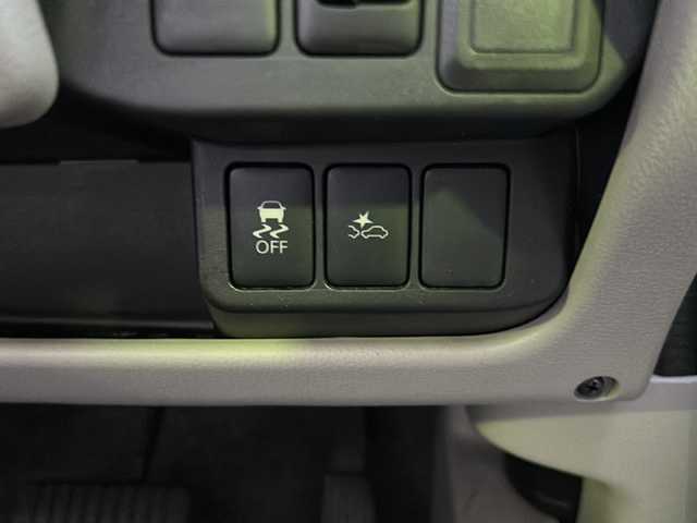 日産 デイズ X 京都府 2017(平29)年 6.1万km ホワイトパール Carrozzeriaナビ/・フロント/バック/サイドカメラ/・フルセグTV/BT Audio/CD/DVD/AM/FM/プッシュスタート/電格ウィンカーミラー/オートリトラクタブルミラー/アイドリングストップ/衝突軽減システム/横滑り防止装置/純正ドアバイザー/フロアマット/保証書/取扱説明書/スマートキースペア×1