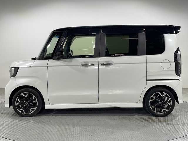 ホンダ Ｎ ＢＯＸ カスタム G L ターボ ホンダセンシング 広島県 2019(平31)年 4.7万km プラチナホワイトパール 純正８型ナビ　/両側パワースライドドア　/レーダークルーズコントロール　/バックカメラ　/フルセグ　/コーナーセンサー　/オートライト　/レーンキープアシスト　/衝突軽減ブレーキ　/LEDヘッドランプ　/フォグ　/ETC/純正１５インチアルミホイール(165/55/R15)/エアバック（運転席/助手席/サイド/カーテン）