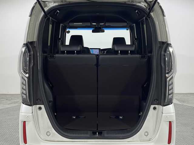 ホンダ Ｎ ＢＯＸ カスタム G L ターボ ホンダセンシング 広島県 2019(平31)年 4.7万km プラチナホワイトパール 純正８型ナビ　/両側パワースライドドア　/レーダークルーズコントロール　/バックカメラ　/フルセグ　/コーナーセンサー　/オートライト　/レーンキープアシスト　/衝突軽減ブレーキ　/LEDヘッドランプ　/フォグ　/ETC/純正１５インチアルミホイール(165/55/R15)/エアバック（運転席/助手席/サイド/カーテン）