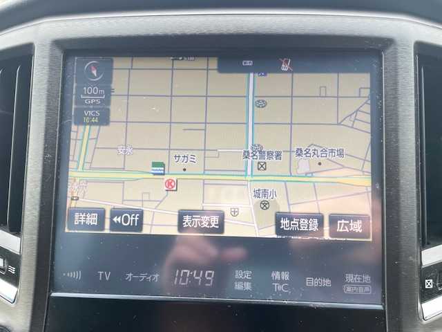 トヨタ クラウン アスリート S-T 三重県 2016(平28)年 6.5万km ホワイトパールクリスタルシャイン メーカーオプション/・ムーンルーフ/レザーシートパッケージ/・ブラック革シート/・D/N席シートベンチレーション/・D/N席シートヒーター/アドバンスドパッケージ/・ミリ波レーダー方式プリクラッシュセーフティシステム/・レーダークルーズコントロール/・インテリジェントクリアランスソナー/・バックソナー/1オーナー/純正SDナビ/フルセグTV/【CD/DVD/BD/MSV/Bluetooth/USB/AUX】/バックカメラ/ビルトインETC/パドルシフト/オートライト/LEDヘッドライト/LEDフロントフォグランプ/215/55R17インチ純正AW/プッシュスタート/スマートキー/スペアキー/純正フロアマット
