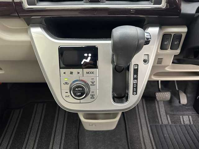 ダイハツ キャスト スタイル G VS SAⅢ 兵庫県 2020(令2)年 3.8万km ダークエメラルドマイカ ・純正オーディオ　/・前席シートヒーター　/・横滑り/・ＡＢＳ　/・純正１５インチＡＷ　/・ＳＡIII　/・ＬＥＤヘッドライト/・オートライト/・プッシュスタート/・スマートキー/　