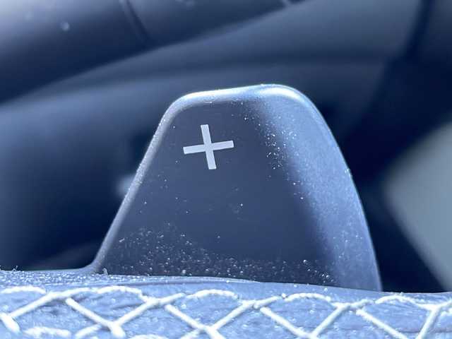 日産 スカイライン ハイブリッド 350GT Type SP 岐阜県 2018(平30)年 4.3万km ブリリアントホワイトパール 禁煙車/純正ナビ/フルセグTV/クルーズコントロール/アラウンドビューモニター/前後コーナーセンサー/衝突軽減ブレーキ/サンルーフ/BOSEスピーカー/シートヒーター/レザーシート/パワーシート/シートメモリー/ドライブレコーダー/ビルトインETC/パドルシフト/カーテンエアバッグ/純正アルミホイール/純正フロアマット/オートライト/オートハイビーム/プッシュスタート/スマートキー/スペアキー