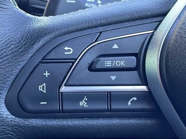 日産 スカイライン ハイブリッド 350GT Type SP 岐阜県 2018(平30)年 4.3万km ブリリアントホワイトパール 禁煙車/純正ナビ/フルセグTV/クルーズコントロール/アラウンドビューモニター/前後コーナーセンサー/衝突軽減ブレーキ/サンルーフ/BOSEスピーカー/シートヒーター/レザーシート/パワーシート/シートメモリー/ドライブレコーダー/ビルトインETC/パドルシフト/カーテンエアバッグ/純正アルミホイール/純正フロアマット/オートライト/オートハイビーム/プッシュスタート/スマートキー/スペアキー