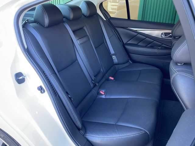 日産 スカイライン ハイブリッド 350GT Type SP 岐阜県 2018(平30)年 4.3万km ブリリアントホワイトパール 禁煙車/純正ナビ/フルセグTV/クルーズコントロール/アラウンドビューモニター/前後コーナーセンサー/衝突軽減ブレーキ/サンルーフ/BOSEスピーカー/シートヒーター/レザーシート/パワーシート/シートメモリー/ドライブレコーダー/ビルトインETC/パドルシフト/カーテンエアバッグ/純正アルミホイール/純正フロアマット/オートライト/オートハイビーム/プッシュスタート/スマートキー/スペアキー