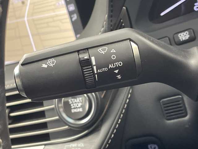 レクサス ＬＳ 500 Iパッケージ 岐阜県 2018(平30)年 4.9万km ブラック サンルーフ/パノラミックビューモニター/ブラインドスポットモニター/ヘッドアップディスプレイ/純正ナビ/　(ラジオ/フルセグTV/Bluetooth/DISC)/プリクラッシュセーフティ/レーンキープアシスト/コーナーセンサー/オートハイビーム/レーダークルーズコントロール/パドルシフト/ビルトインETC2.0/レザーシート/シートヒーター/ベンチレーション/パワーシート/シートメモリ/ハンドルヒーター/純正アルミホイール/純正フロアマット