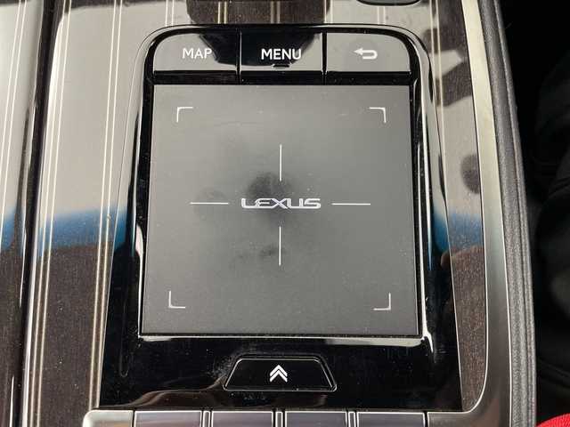 レクサス ＬＳ 500 Iパッケージ 岐阜県 2018(平30)年 4.9万km ブラック サンルーフ/パノラミックビューモニター/ブラインドスポットモニター/ヘッドアップディスプレイ/純正ナビ/　(ラジオ/フルセグTV/Bluetooth/DISC)/プリクラッシュセーフティ/レーンキープアシスト/コーナーセンサー/オートハイビーム/レーダークルーズコントロール/パドルシフト/ビルトインETC2.0/レザーシート/シートヒーター/ベンチレーション/パワーシート/シートメモリ/ハンドルヒーター/純正アルミホイール/純正フロアマット