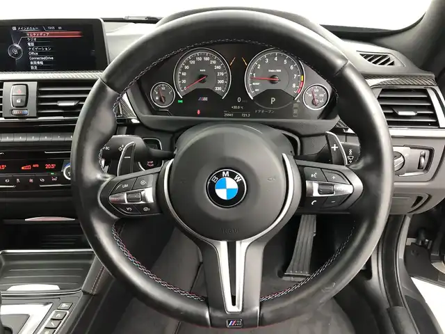 ＢＭＷ Ｍ４ クーペ 愛知県 2015(平27)年 2.6万km ミネラルグレー 純正青キャリパー/純正スリットローター/純正カーボンルーフ/パドルシフト/走行モード切替/純正ナビ/（CD/DVD/BT/ワンセグ）/バックカメラ/ETC/純正ドラレコ/前席シートヒーター/アイドリングストップ/横滑り防止/ヘッドアップディスプレイ/オートライト/フォグランプ/保証書/取扱説明書/スペアキー