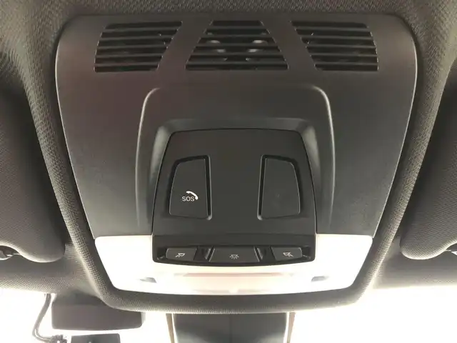 ＢＭＷ Ｍ４ クーペ 愛知県 2015(平27)年 2.6万km ミネラルグレー 純正青キャリパー/純正スリットローター/純正カーボンルーフ/パドルシフト/走行モード切替/純正ナビ/（CD/DVD/BT/ワンセグ）/バックカメラ/ETC/純正ドラレコ/前席シートヒーター/アイドリングストップ/横滑り防止/ヘッドアップディスプレイ/オートライト/フォグランプ/保証書/取扱説明書/スペアキー