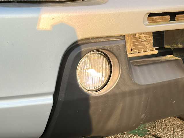 スズキ ジムニー XC 京都府 1998(平10)年 14.3万km シルキーシルバーメタリック ドアバイザー/4WD/フォグランプ