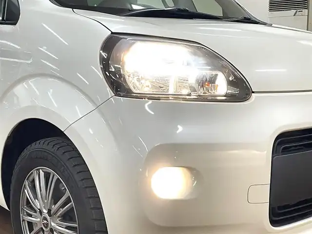 トヨタ ポルテ X 道央・札幌 2012(平24)年 5.1万km ホワイトパールクリスタルシャイン 4WD/寒冷地仕様/純正HDDナビ/・フルセグTV/CD/DVD/BL/BT/SD/MS/バックカメラ/片側パワースライドドア/純正エンジンスターター/社外レーダー/ETC/横滑り防止装置/ヘッドライトレベライザー/プッシュスタート/スマートキーx2/純正フロアマット/純正ドアバイザー/ウインカーミラー/社外15インチAW/オートライト/フォグライト/新車時保証書/取扱説明書